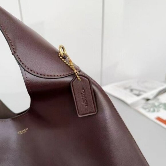 Coach Brooklyn Shoulder Bag 28 – BrassMaple NWT with Dust Bag - Picture 4 of 8